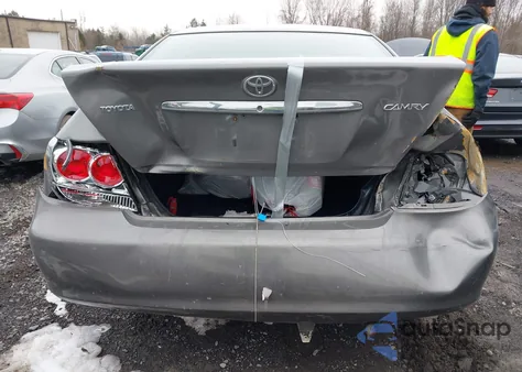 2005 Toyota Camry Le/Xle/Se из США, поврежденный, VIN 4T1BE32K25U619088